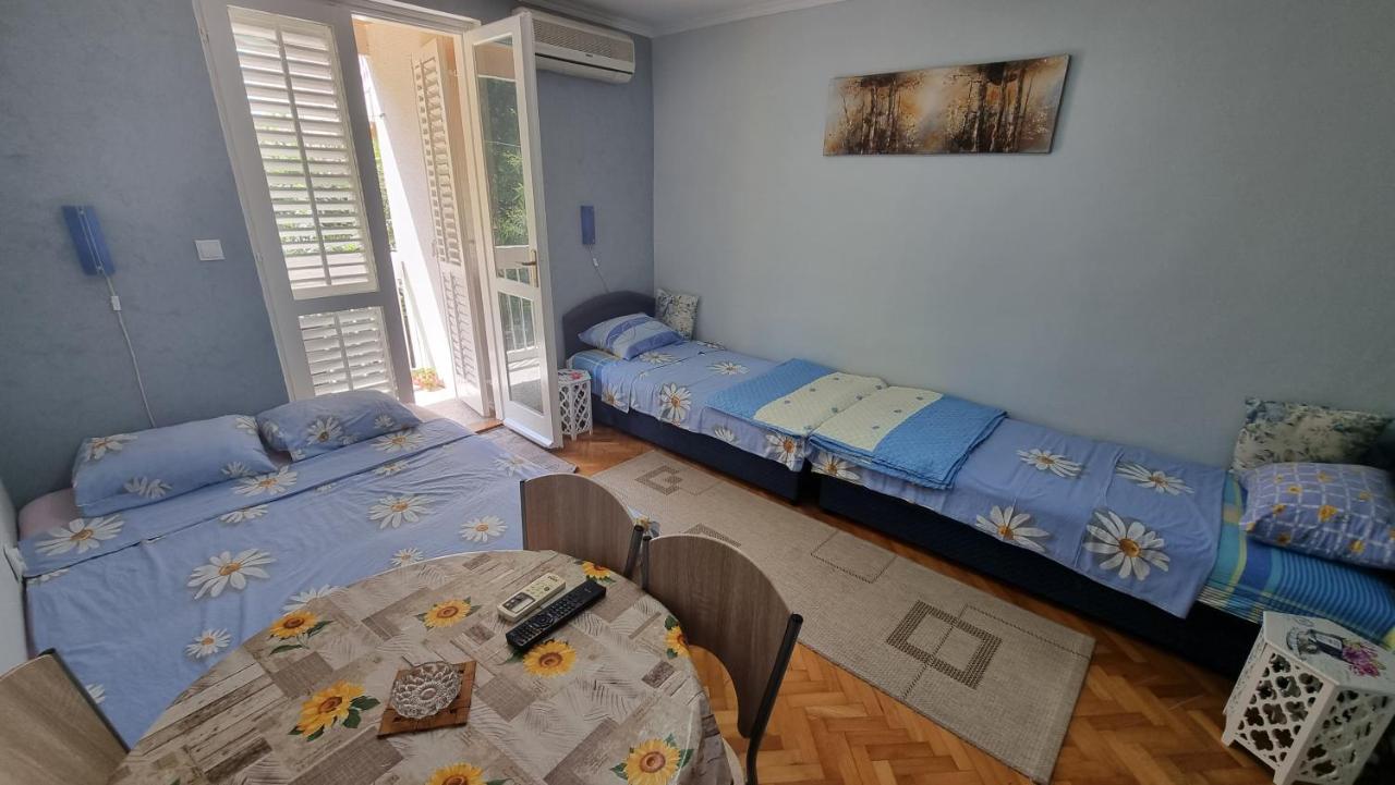 Apartment Savina تْشيرسيك نوفي المظهر الخارجي الصورة