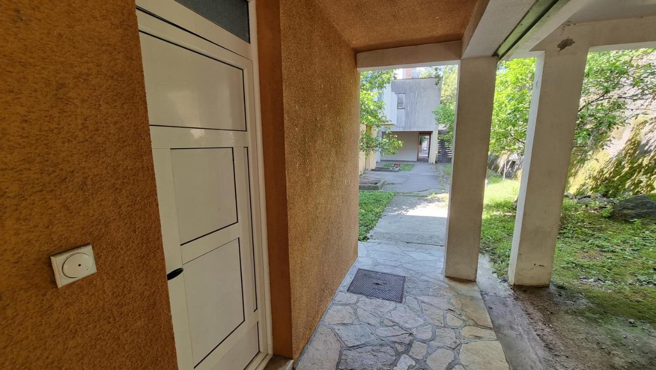 Apartment Savina تْشيرسيك نوفي المظهر الخارجي الصورة