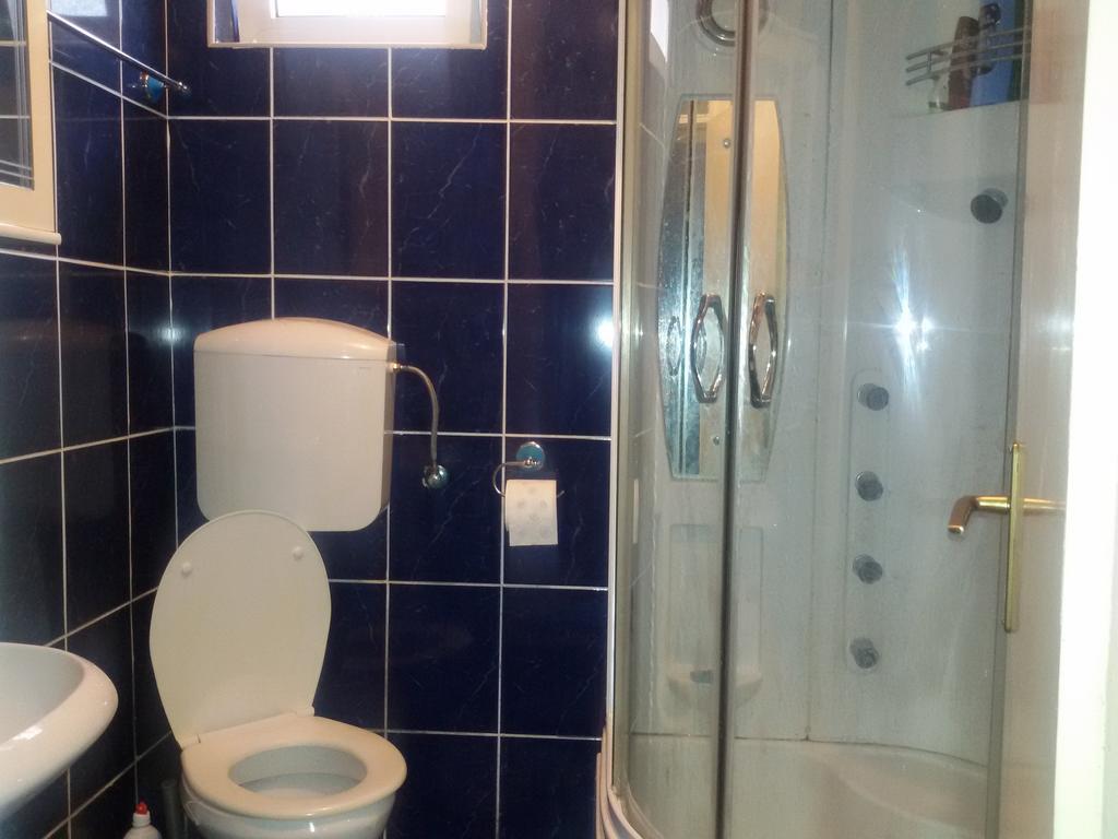 Apartment Savina تْشيرسيك نوفي الغرفة الصورة