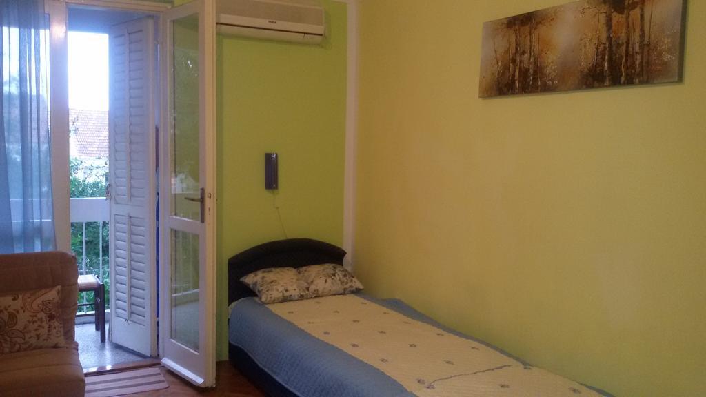 Apartment Savina تْشيرسيك نوفي المظهر الخارجي الصورة